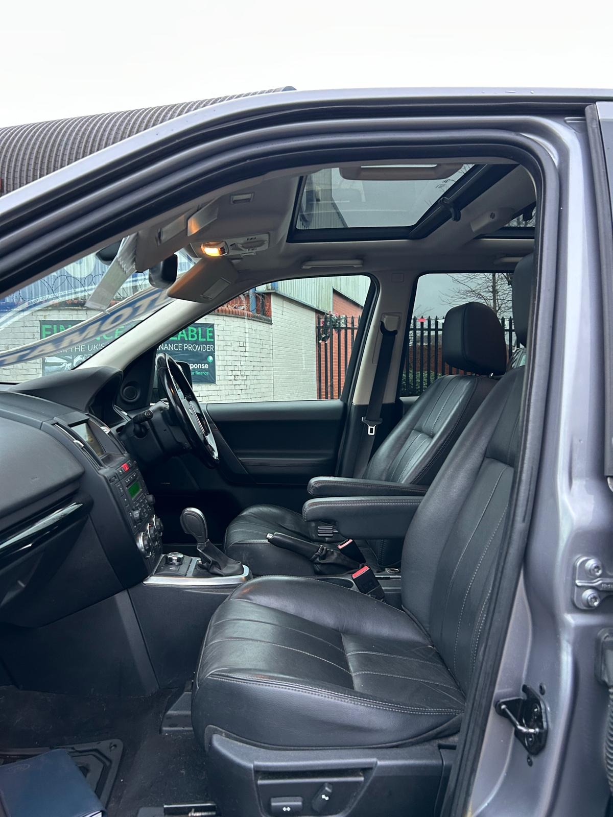 Used Land Rover Freelander 2011 for sale - 76881640: Photo 4