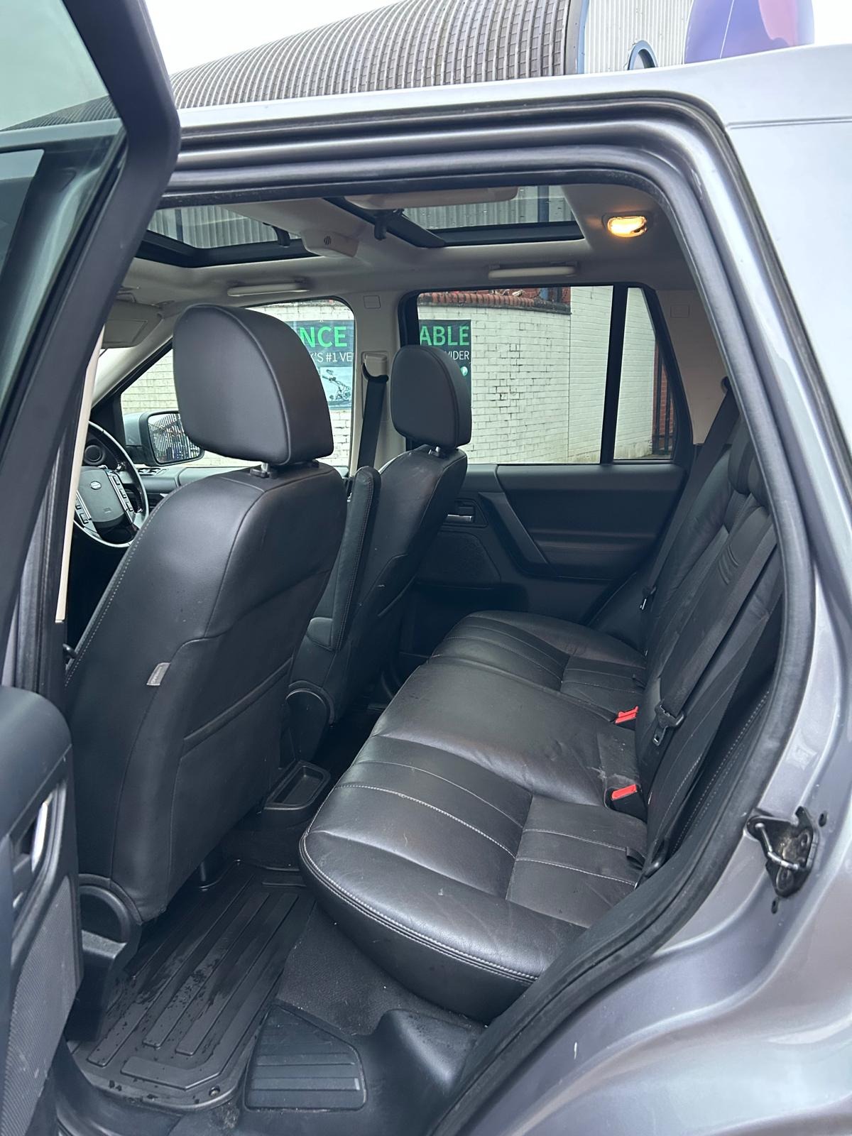 Used Land Rover Freelander 2011 for sale - 76881640: Photo 7