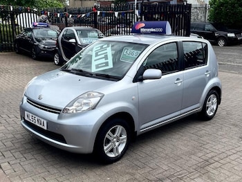 Used Daihatsu Sirion 2005 for sale - 76504650: Photo