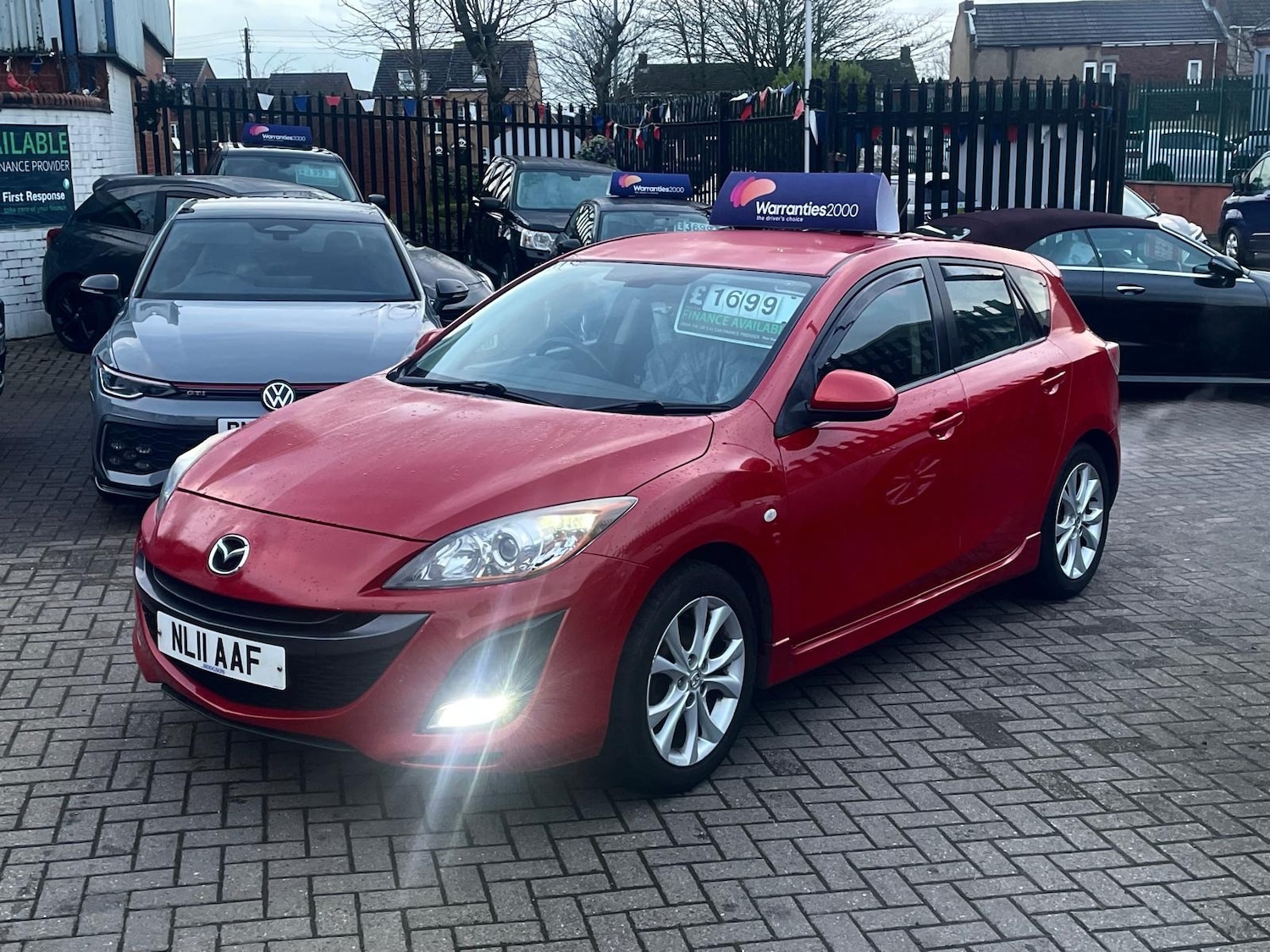 Used Mazda Mazda3 2011 for sale - 76834698: Photo 3