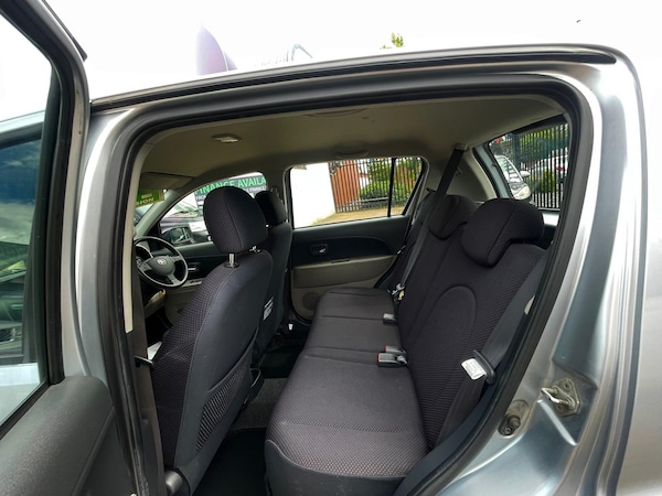 Used Daihatsu Sirion 2005 for sale - 75147614: Photo 6