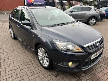 Used Ford Focus 2010 for sale - 79548270: Photo