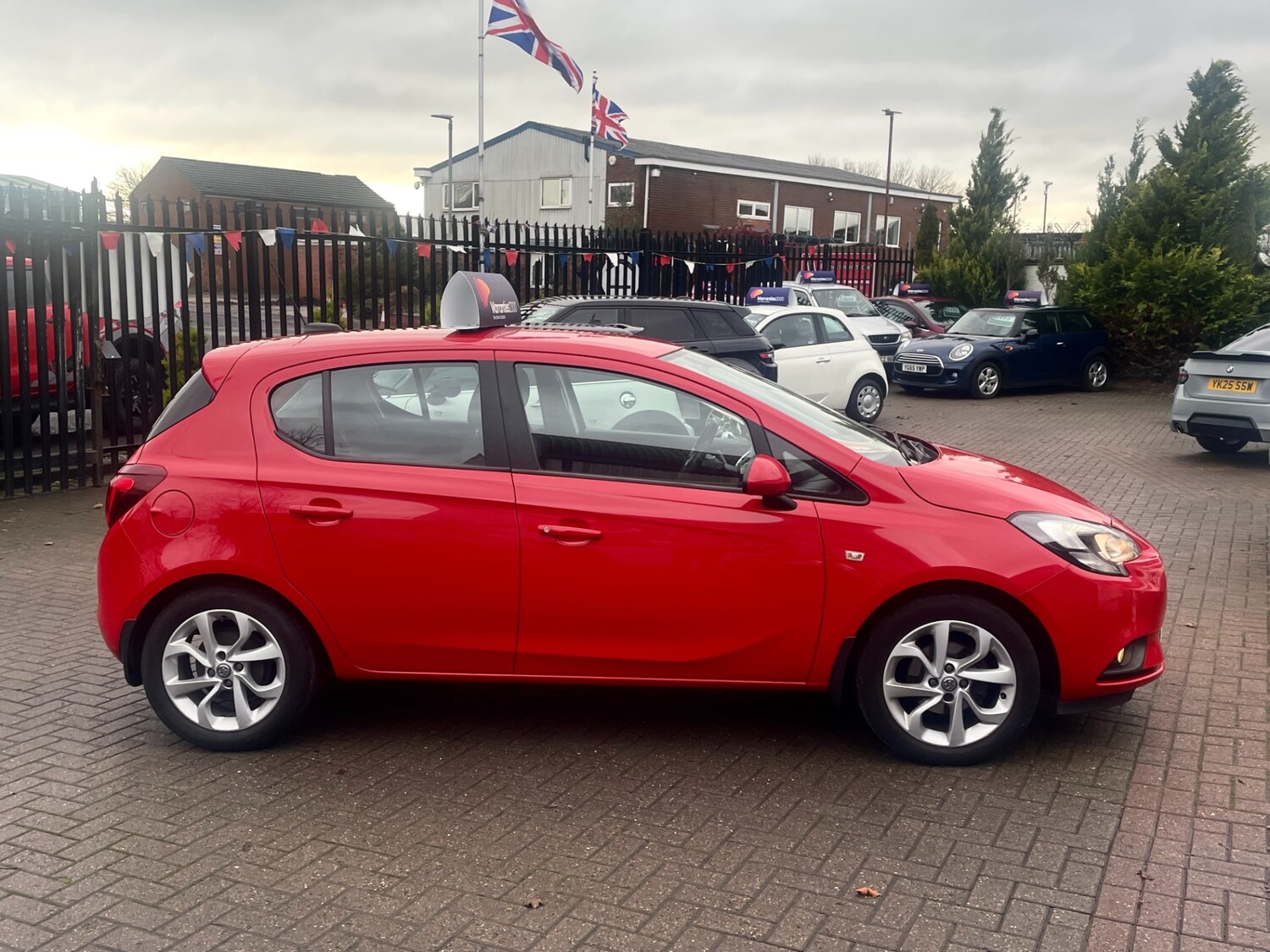 Used Vauxhall Corsa 2017 for sale - 76709228: Photo 9