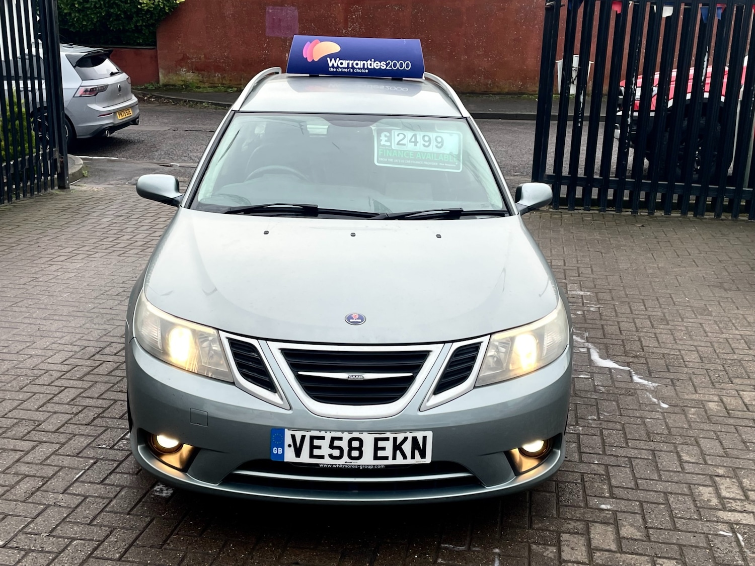 Used Saab 9-3 2009 for sale - 77127703: Photo 2