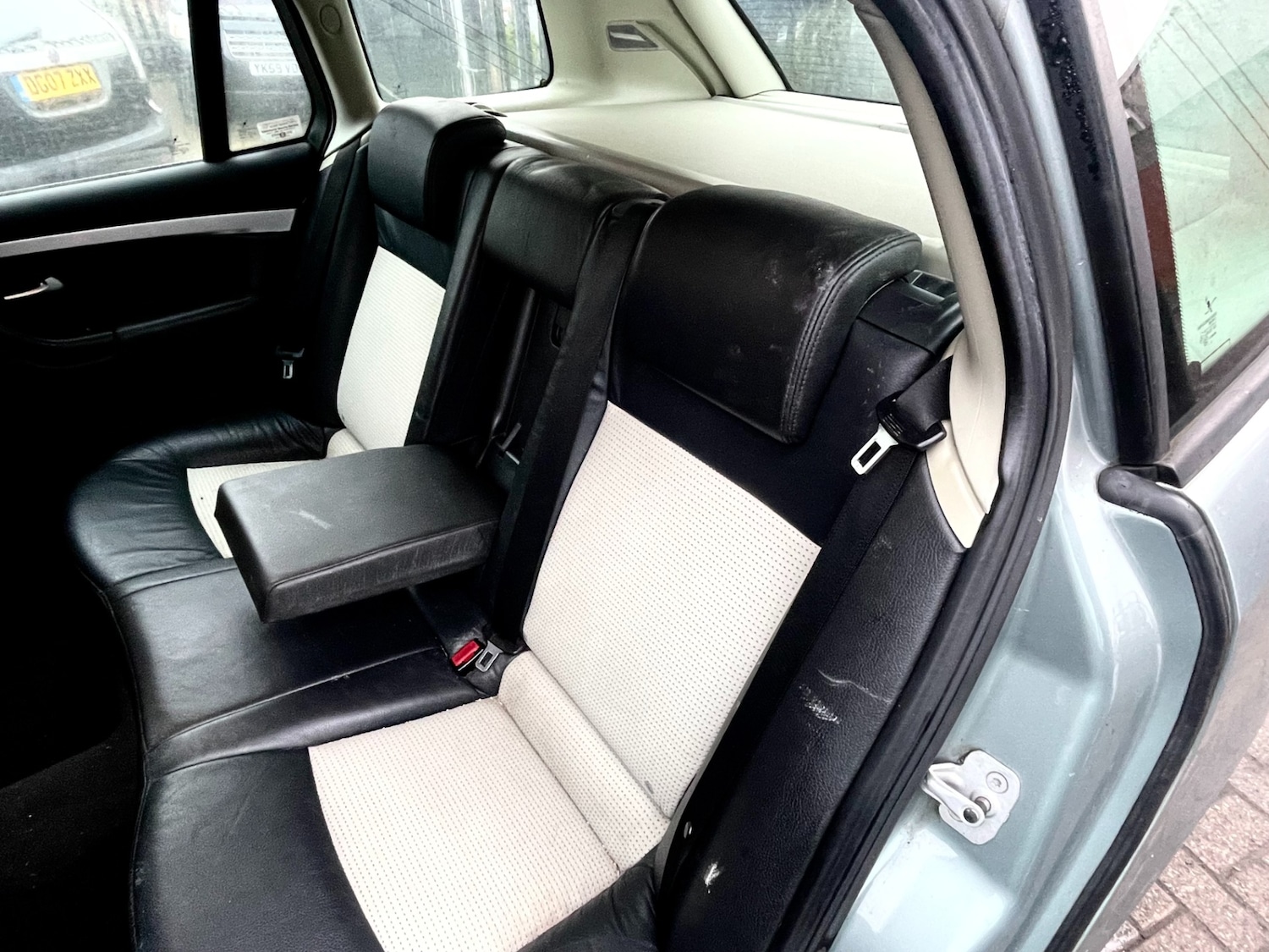 Used Saab 9-3 2009 for sale - 77127703: Photo 5