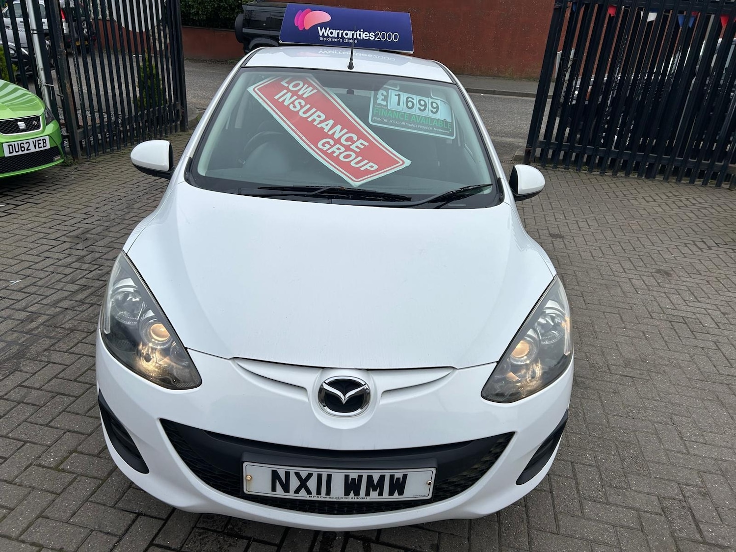 Used Mazda Mazda2 2011 for sale - 77988793: Photo 2