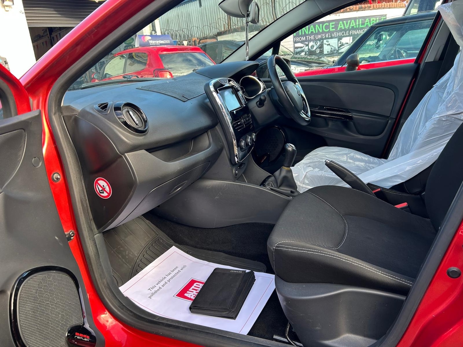 Used Renault Clio 2014 for sale - 78067296: Photo 5