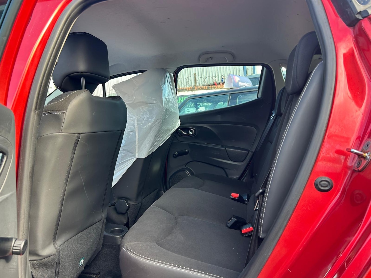 Used Renault Clio 2014 for sale - 78067296: Photo 6