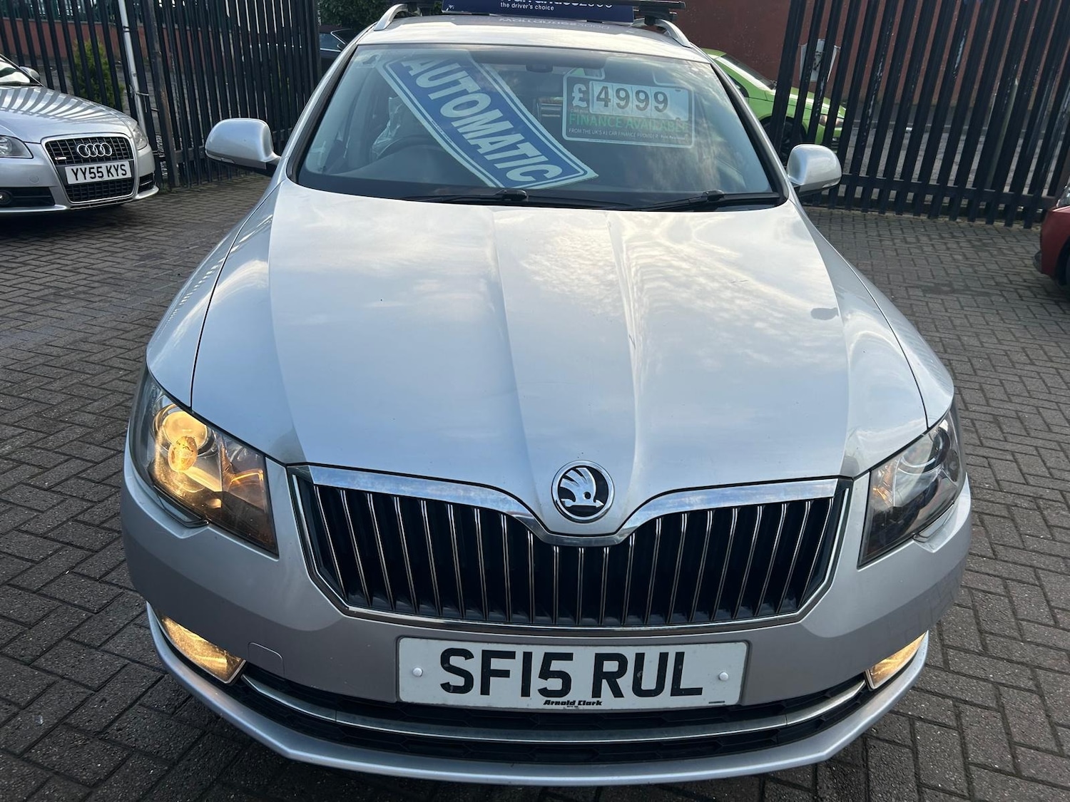Used Skoda Superb 2015 for sale - 77516529: Photo 2