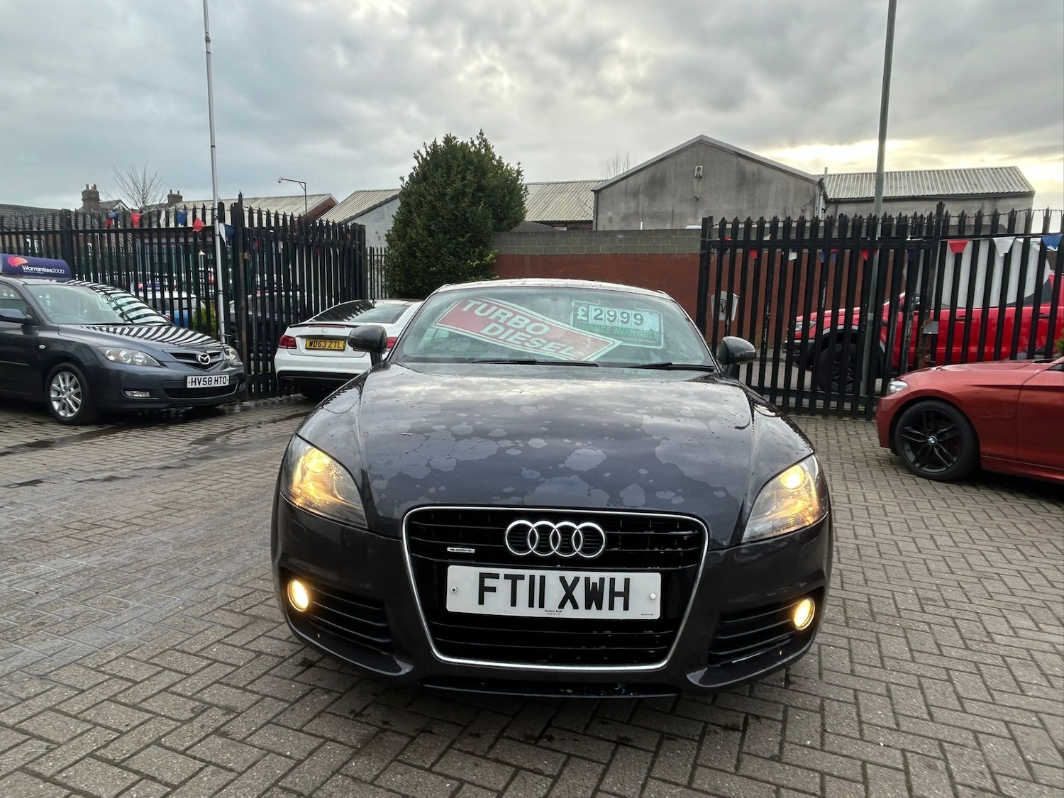 Used Audi TT 2011 for sale - 77718070: Photo 2