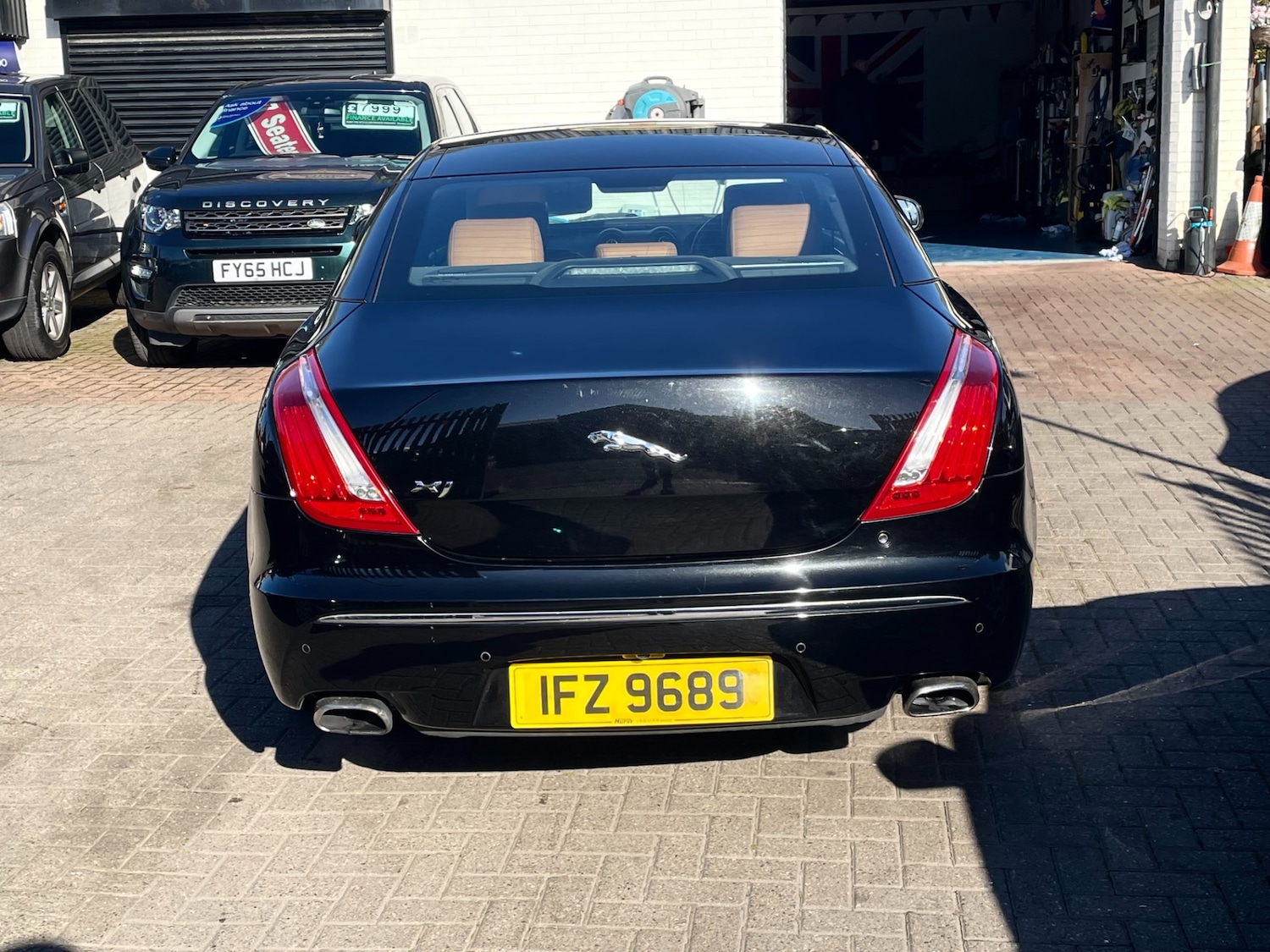 Used Jaguar XJ 2010 for sale - 75955972: Photo 12