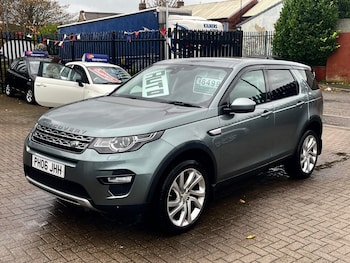Used Land Rover Discovery Sport 2015 for sale - 76302940: Photo