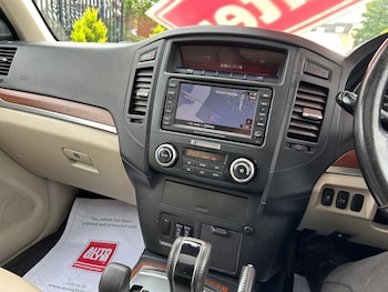 Used Mitsubishi Shogun 2011 for sale - 79404116: Photo