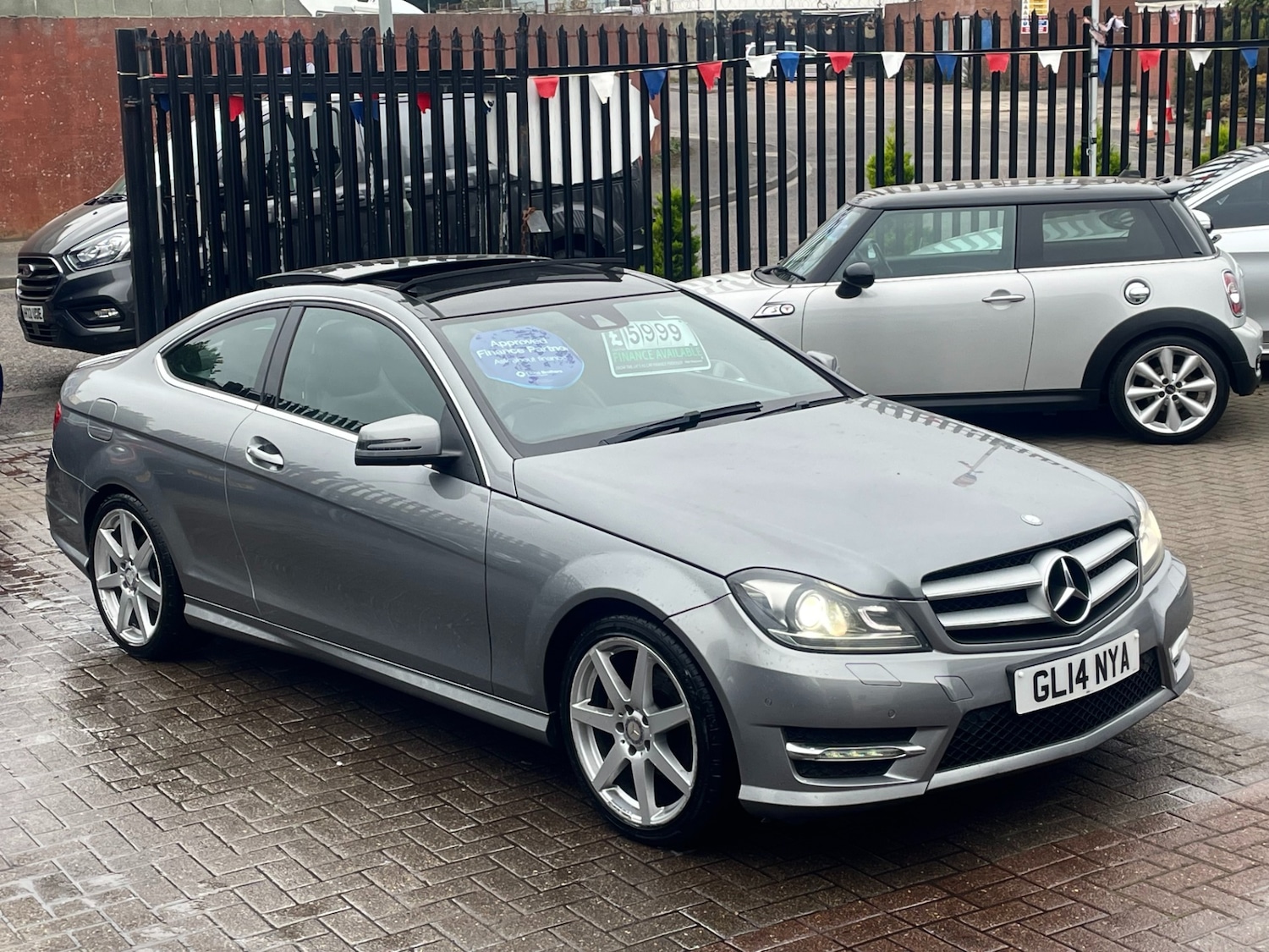 Used Mercedes-Benz C Class 2014 for sale - 76290092: Photo 1