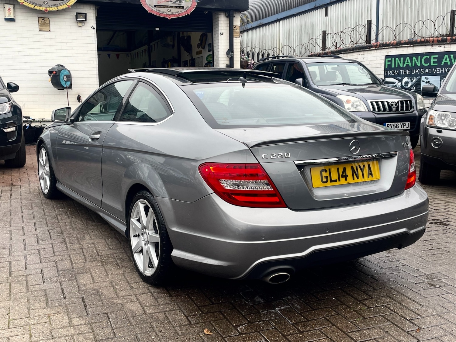 Used Mercedes-Benz C Class 2014 for sale - 76290092: Photo 11