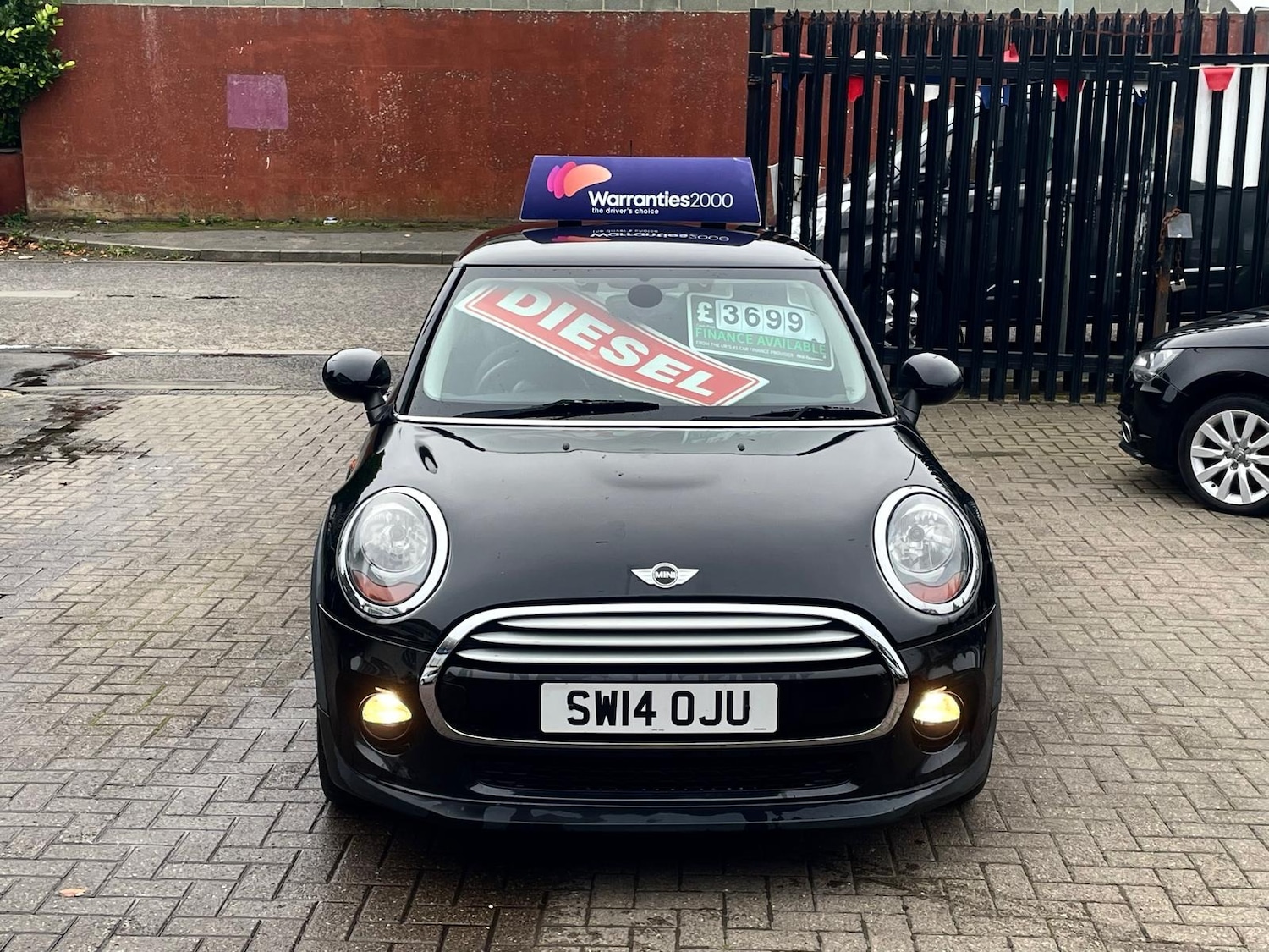 Used MINI Hatch 2014 for sale - 76102450: Photo 2