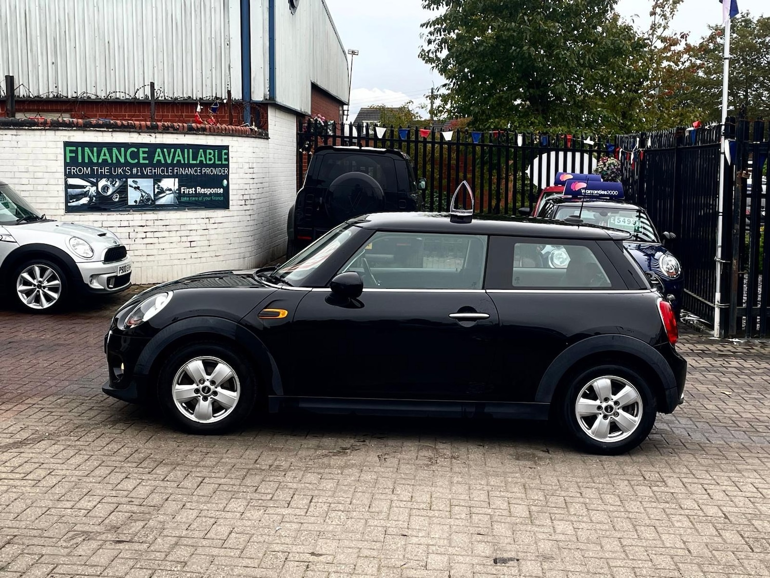 Used MINI Hatch 2014 for sale - 76102450: Photo 9