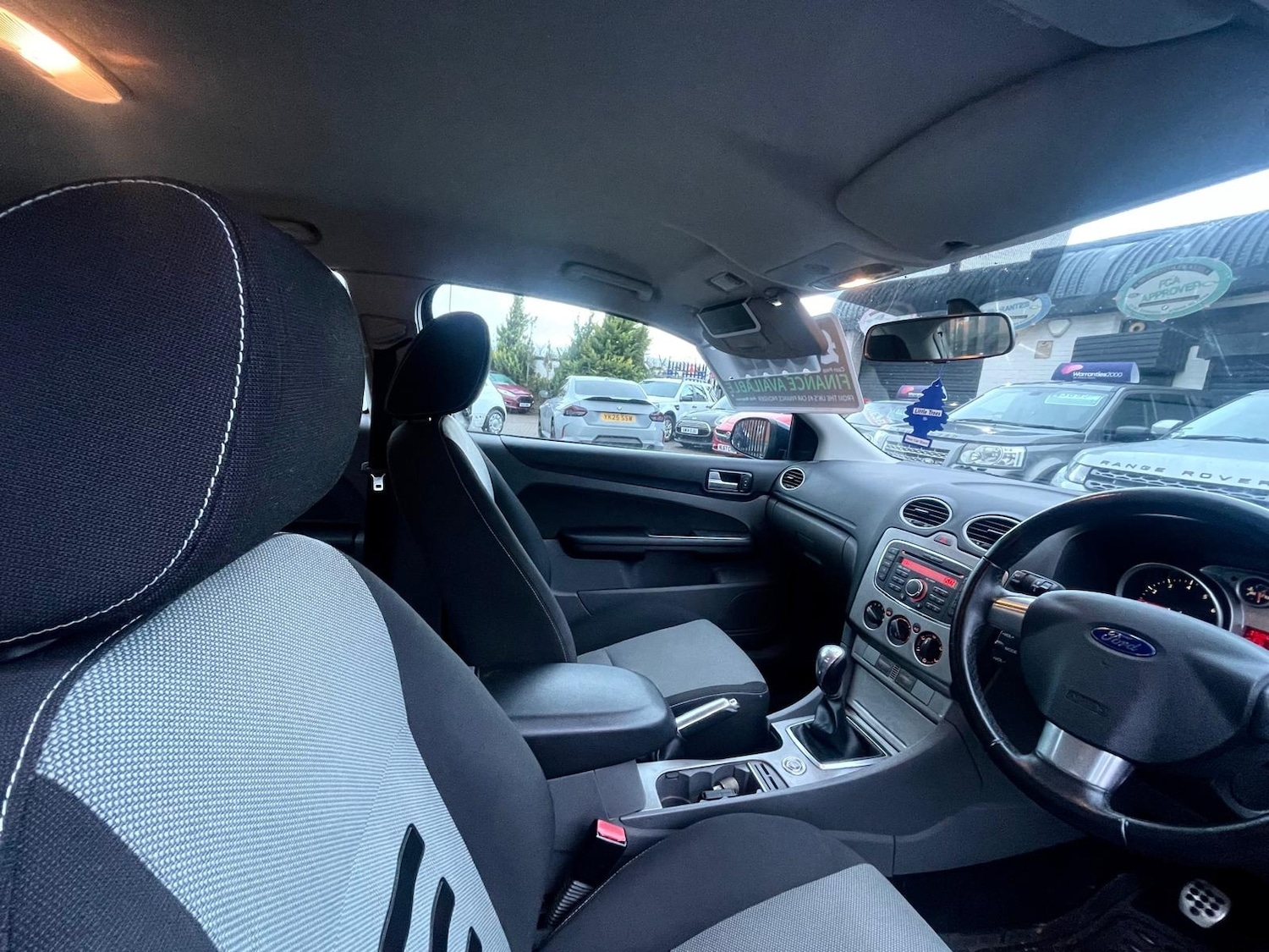 Used Ford Focus 2011 for sale - 76969907: Photo 4