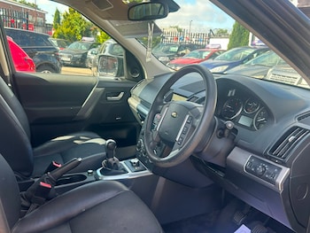 Used Land Rover Freelander 2009 for sale - 79125127: Photo