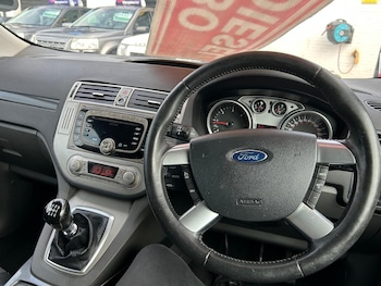 Used Ford Kuga 2011 for sale - 79628648: Photo