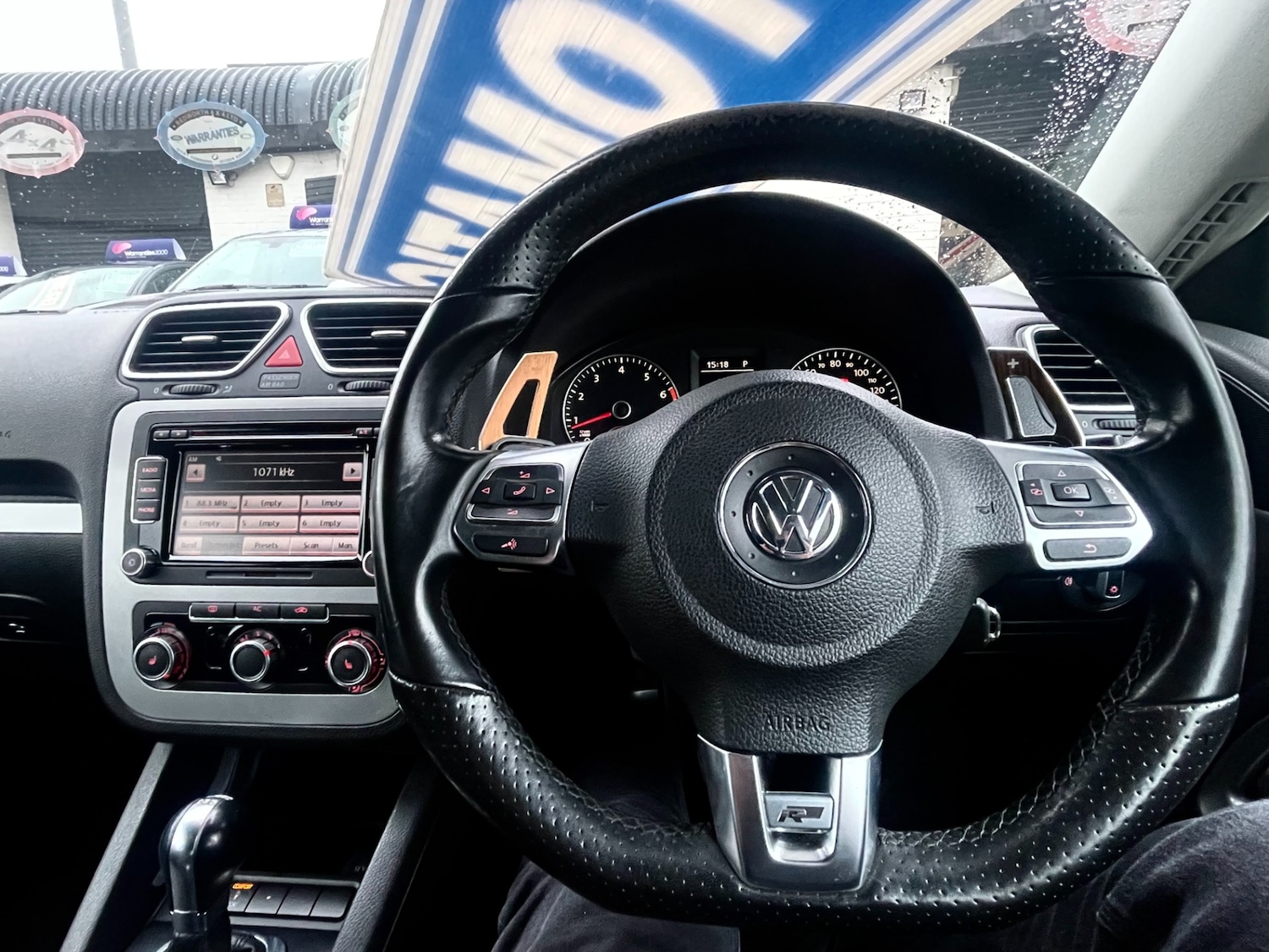 Used Volkswagen Scirocco 2011 for sale - 77367258: Photo 5