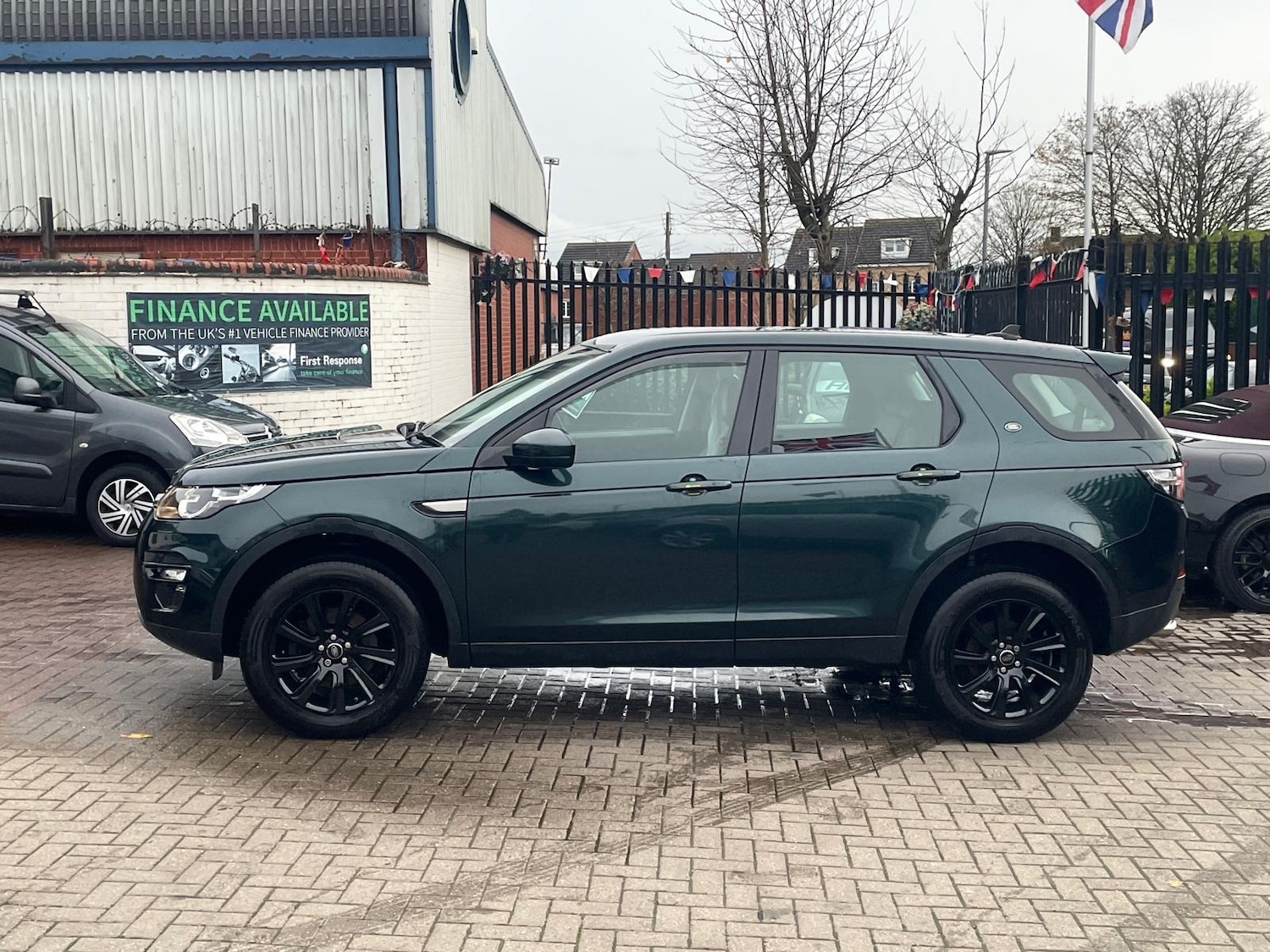 Used Land Rover Discovery Sport 2015 for sale - 77988993: Photo 5