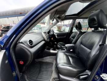 Used Toyota RAV4 2004 for sale - 74177456: Photo