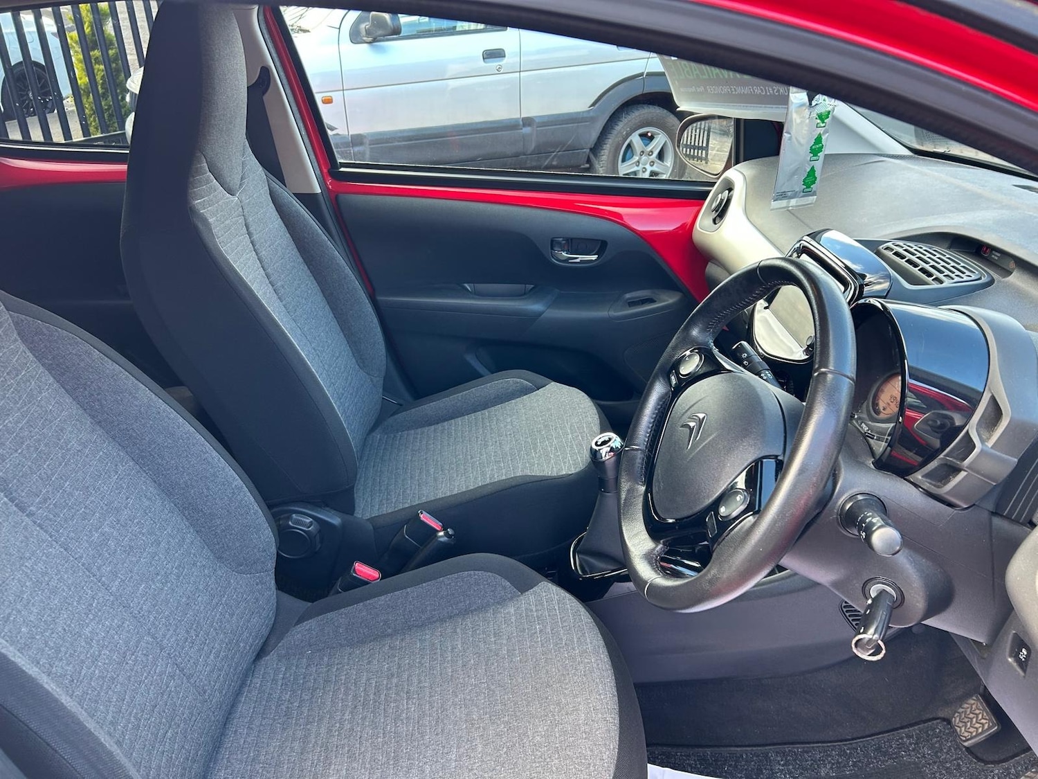 Used Citroen C1 2015 for sale - 78067287: Photo 5