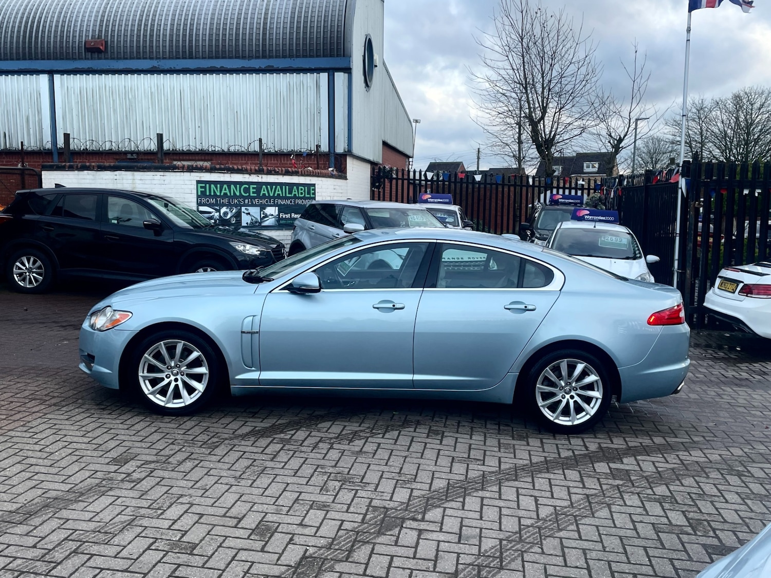 Used Jaguar XF 2011 for sale - 77261969: Photo 10