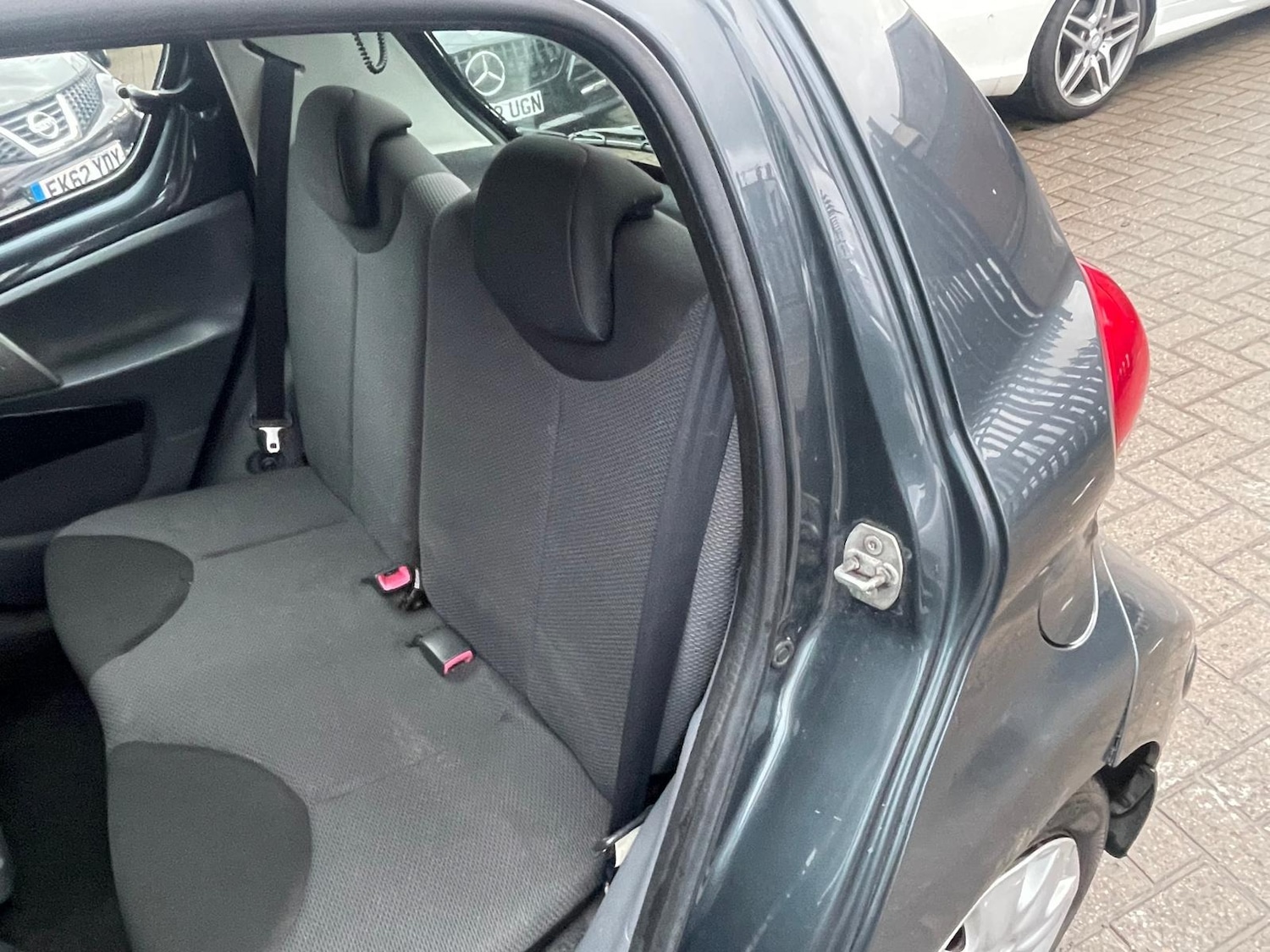 Used Toyota AYGO 2008 for sale - 77149698: Photo 5