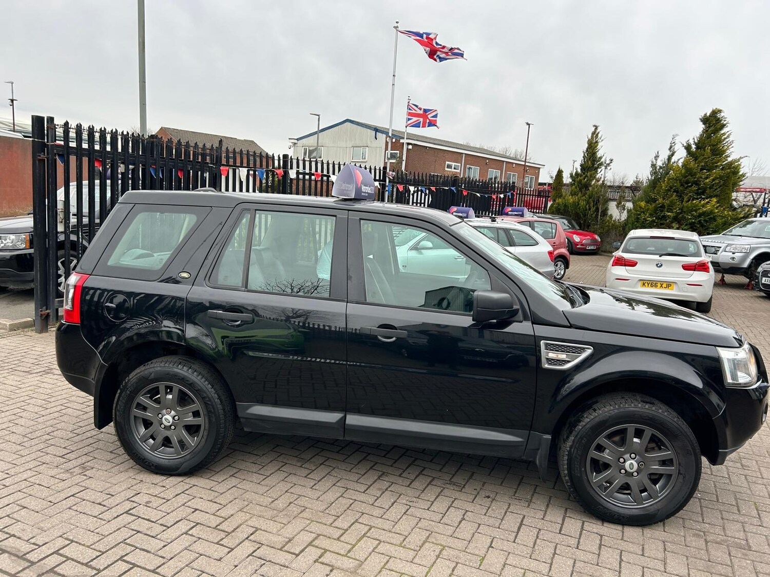 Used Land Rover Freelander 2010 for sale - 77832016: Photo 6