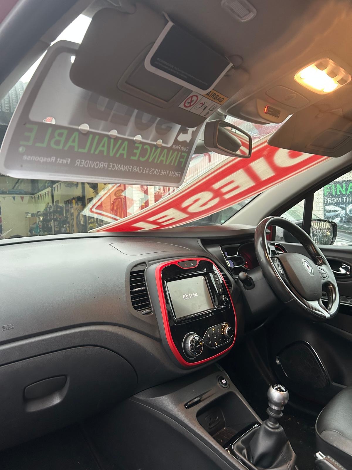 Used Renault Captur 2017 for sale - 77420605: Photo 5