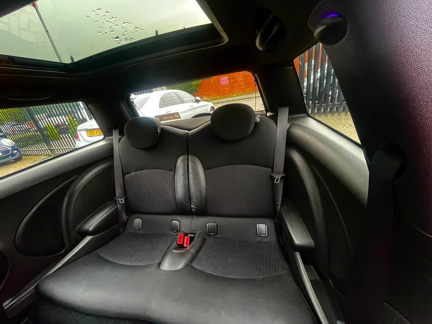 Used MINI Hatch 2012 for sale - 76102534: Photo 6