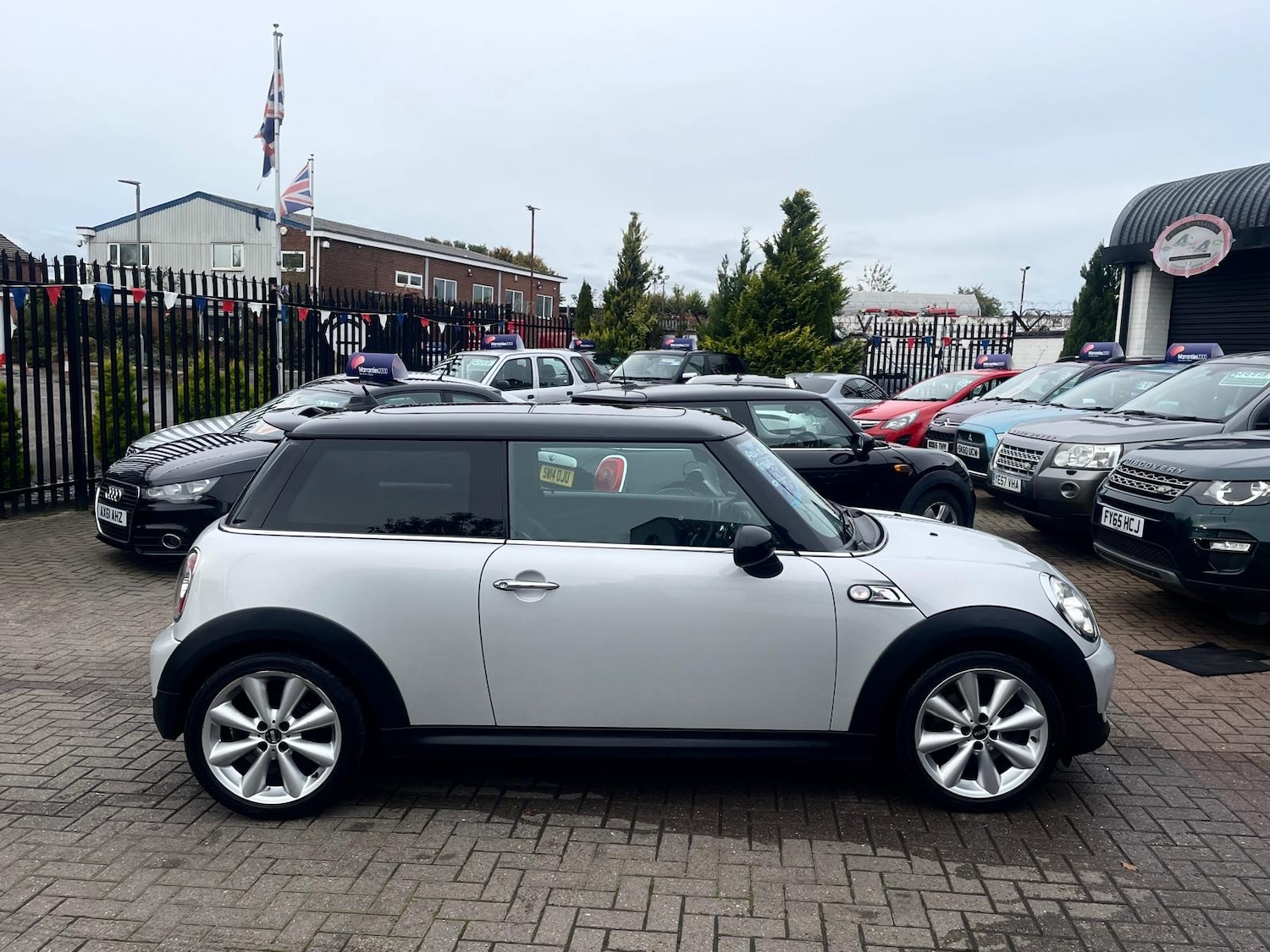 Used MINI Hatch 2012 for sale - 76102534: Photo 7