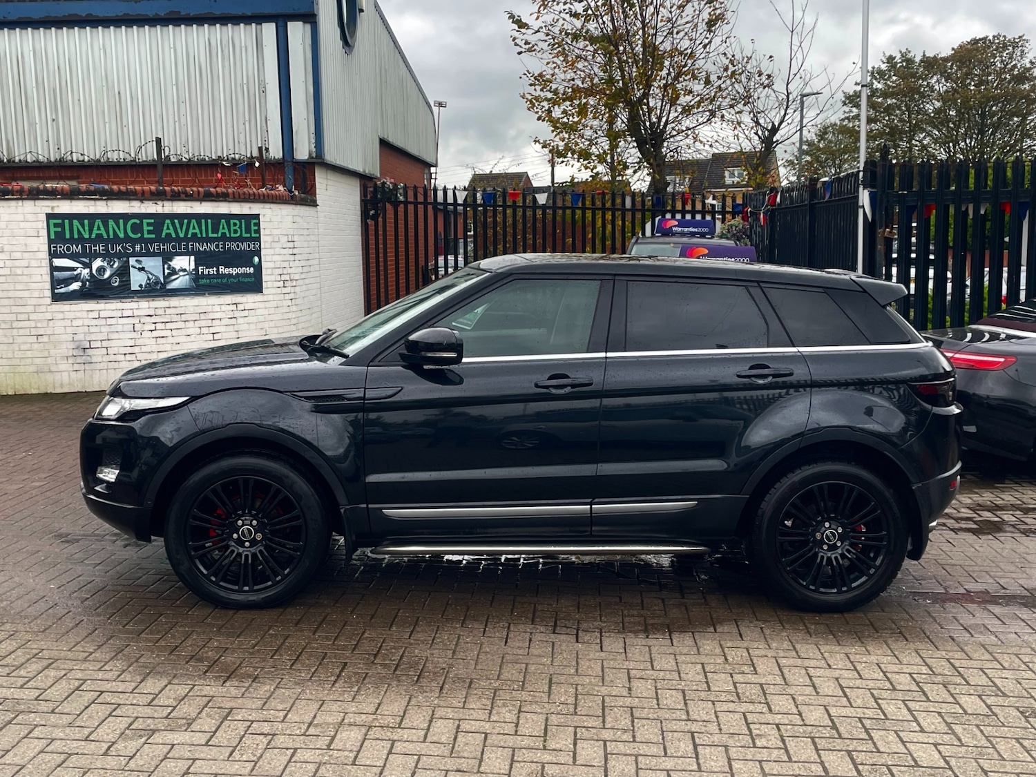 Used Land Rover Range Rover Evoque 2011 for sale - 76302615: Photo 10