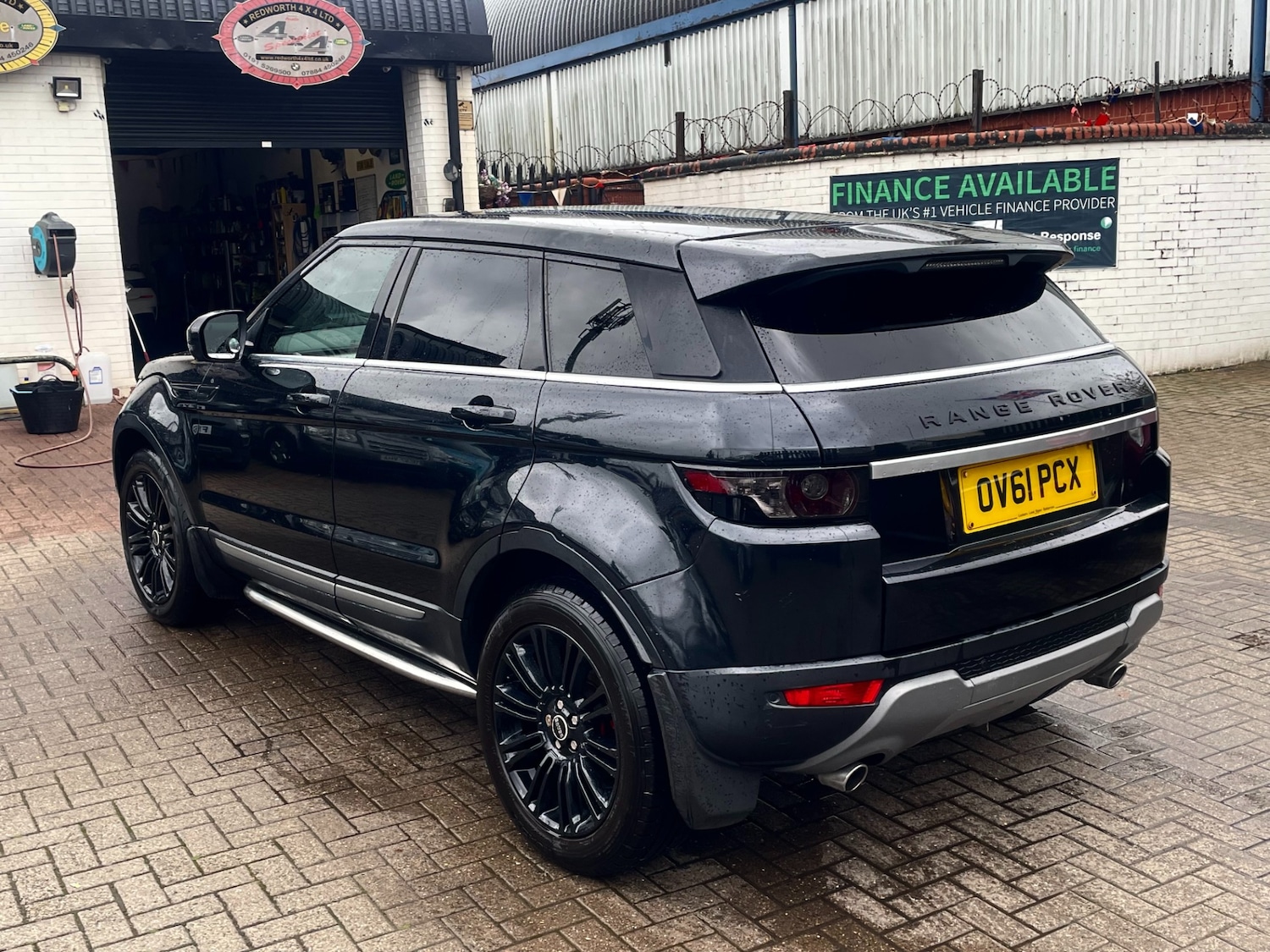 Used Land Rover Range Rover Evoque 2011 for sale - 76302615: Photo 11