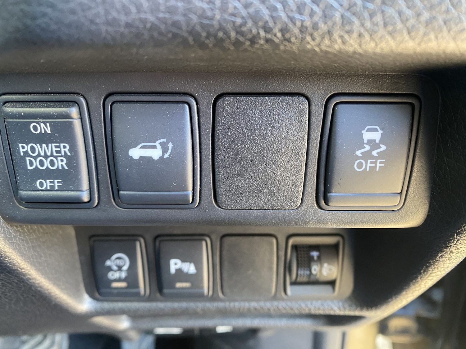 Used Nissan X-Trail 2016 for sale - 77494801: Photo 21