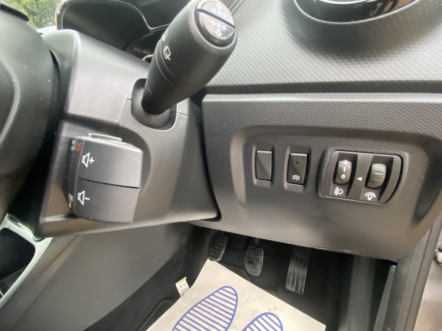 Used Renault Captur 2015 for sale - 76407465: Photo 14