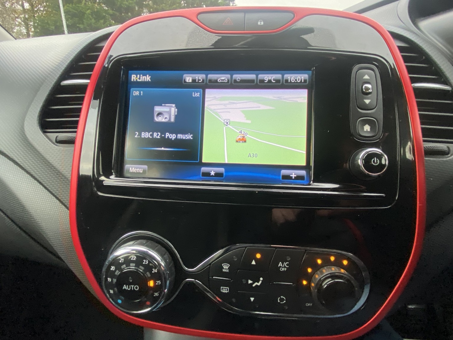 Used Renault Captur 2015 for sale - 76407465: Photo 5