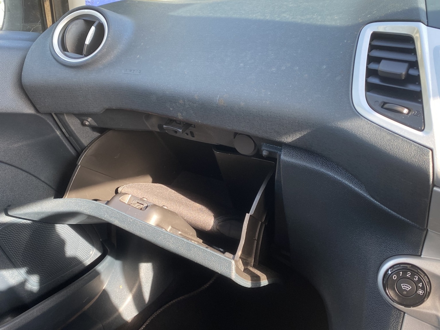 Used Ford Fiesta 2012 for sale - 76225339: Photo 11