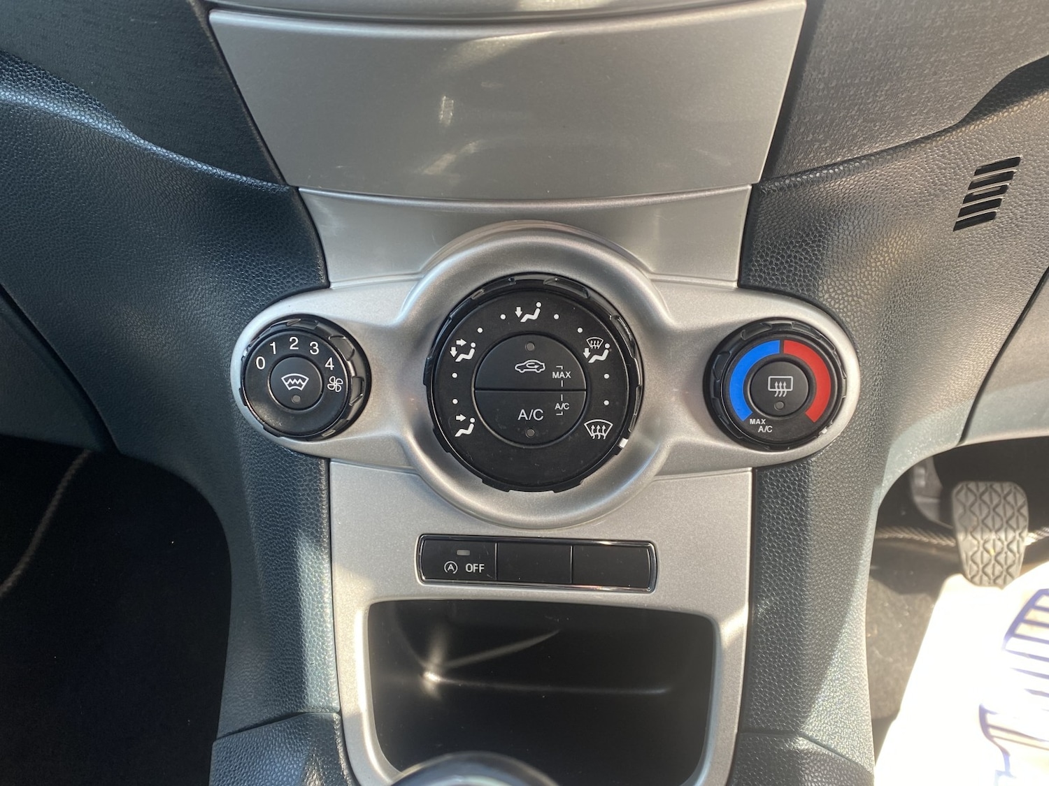 Used Ford Fiesta 2012 for sale - 76225339: Photo 7