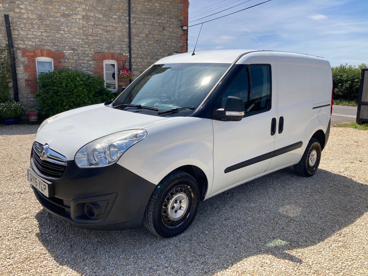 Used Vauxhall Combo 2016 for sale - 75158016: Photo 4