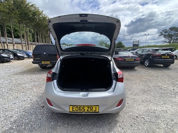 Used Hyundai i30 2015 for sale - 78565171: Photo