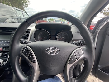 Used Hyundai i30 2015 for sale - 78565171: Photo