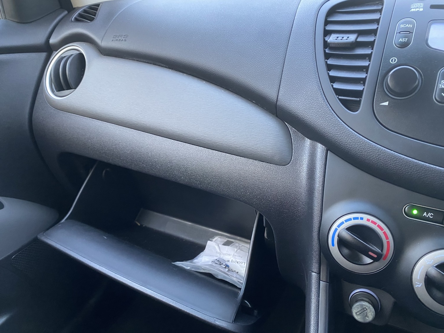 Used Hyundai i10 2012 for sale - 76762141: Photo 10