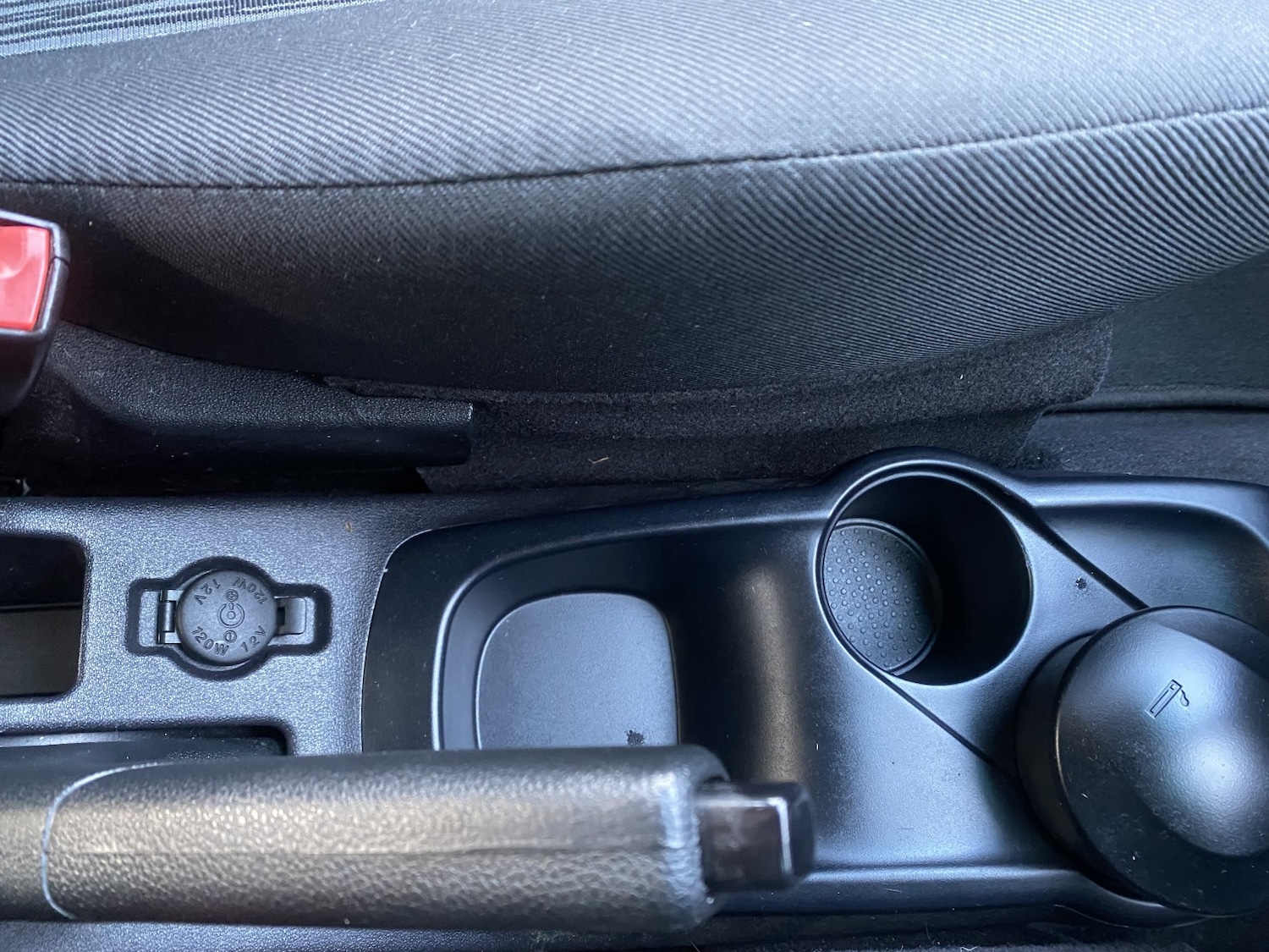 Used Hyundai i10 2012 for sale - 76762141: Photo 11