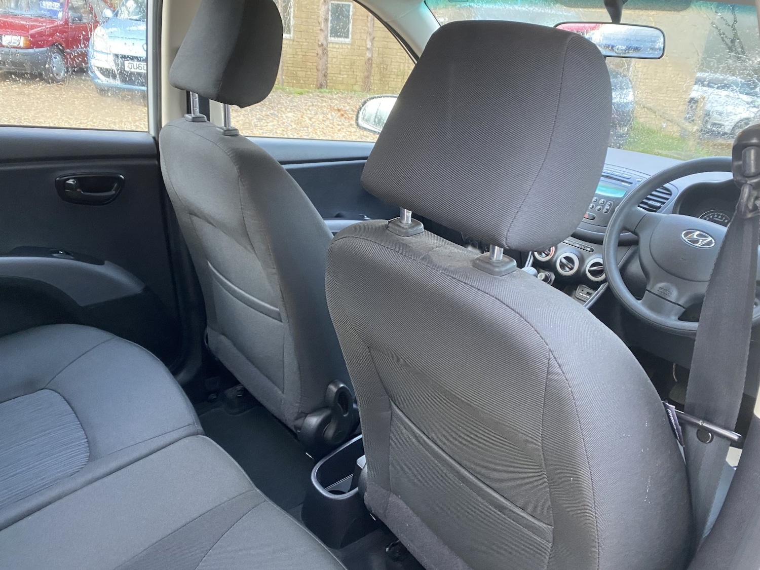 Used Hyundai i10 2012 for sale - 76762141: Photo 17