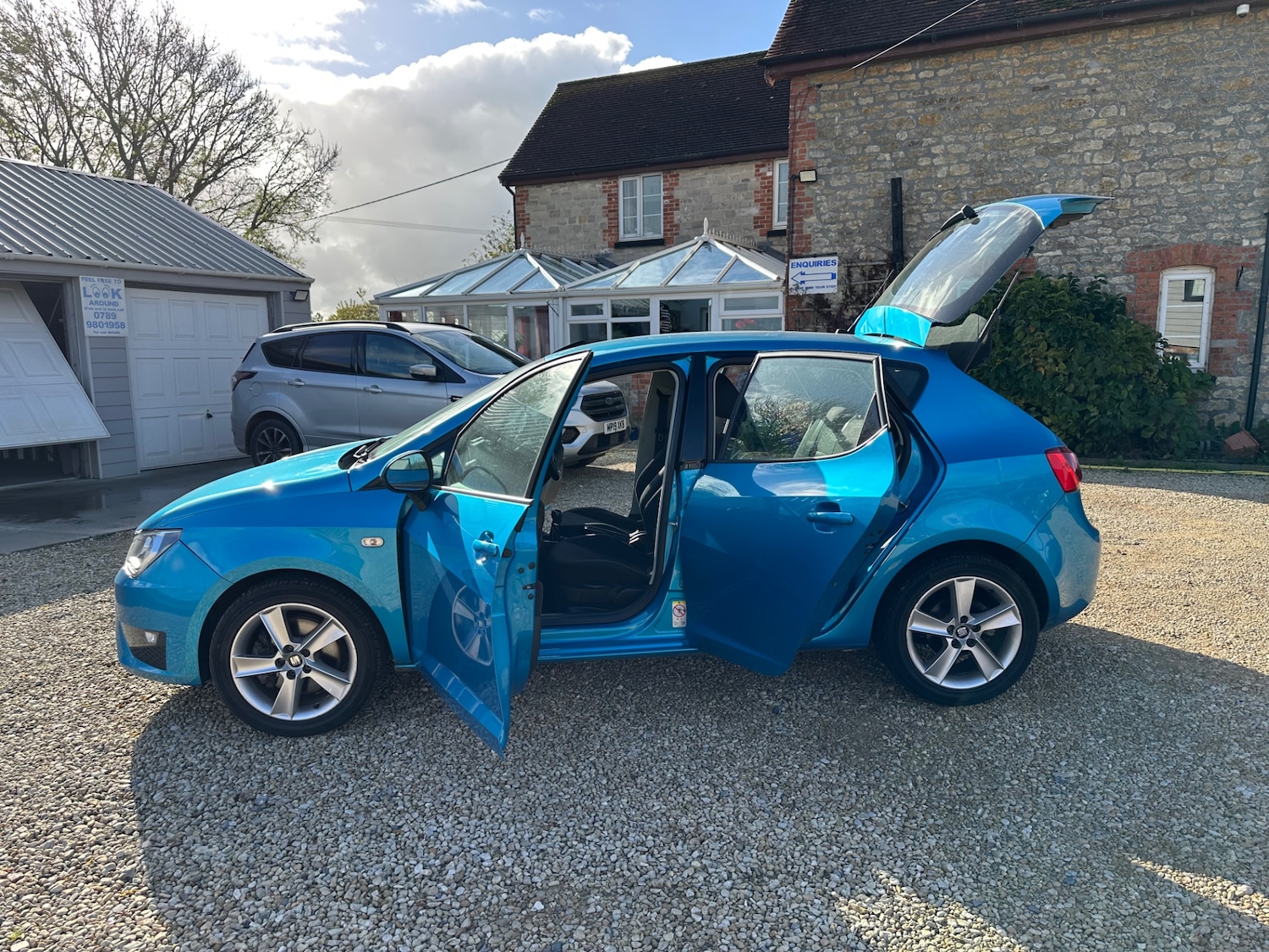 Used SEAT Ibiza 2017 for sale - 76384967: Photo 1