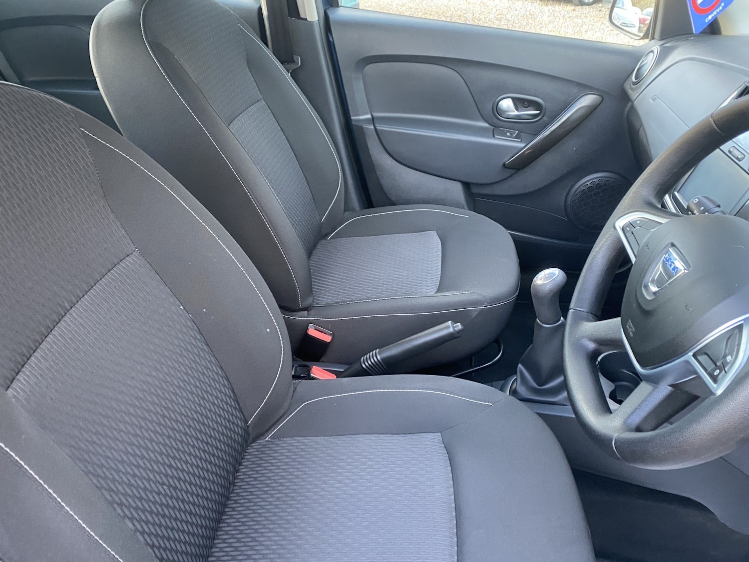 Used Dacia Sandero 2017 for sale - 77313926: Photo 15