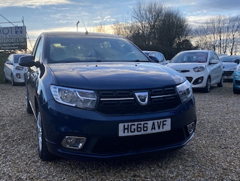 Used Dacia Sandero 2017 for sale - 77313926: Photo